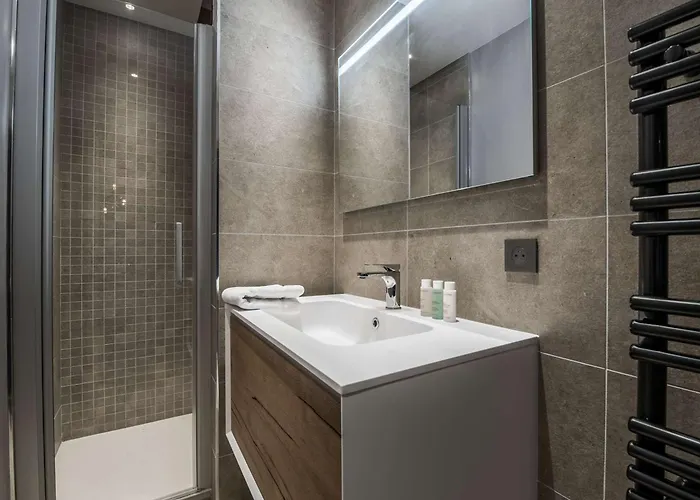 51 M² - 4 Pers - Village - Centre Station - Proche Pistes - - Parking - Fr-1-631-201 * Courchevel